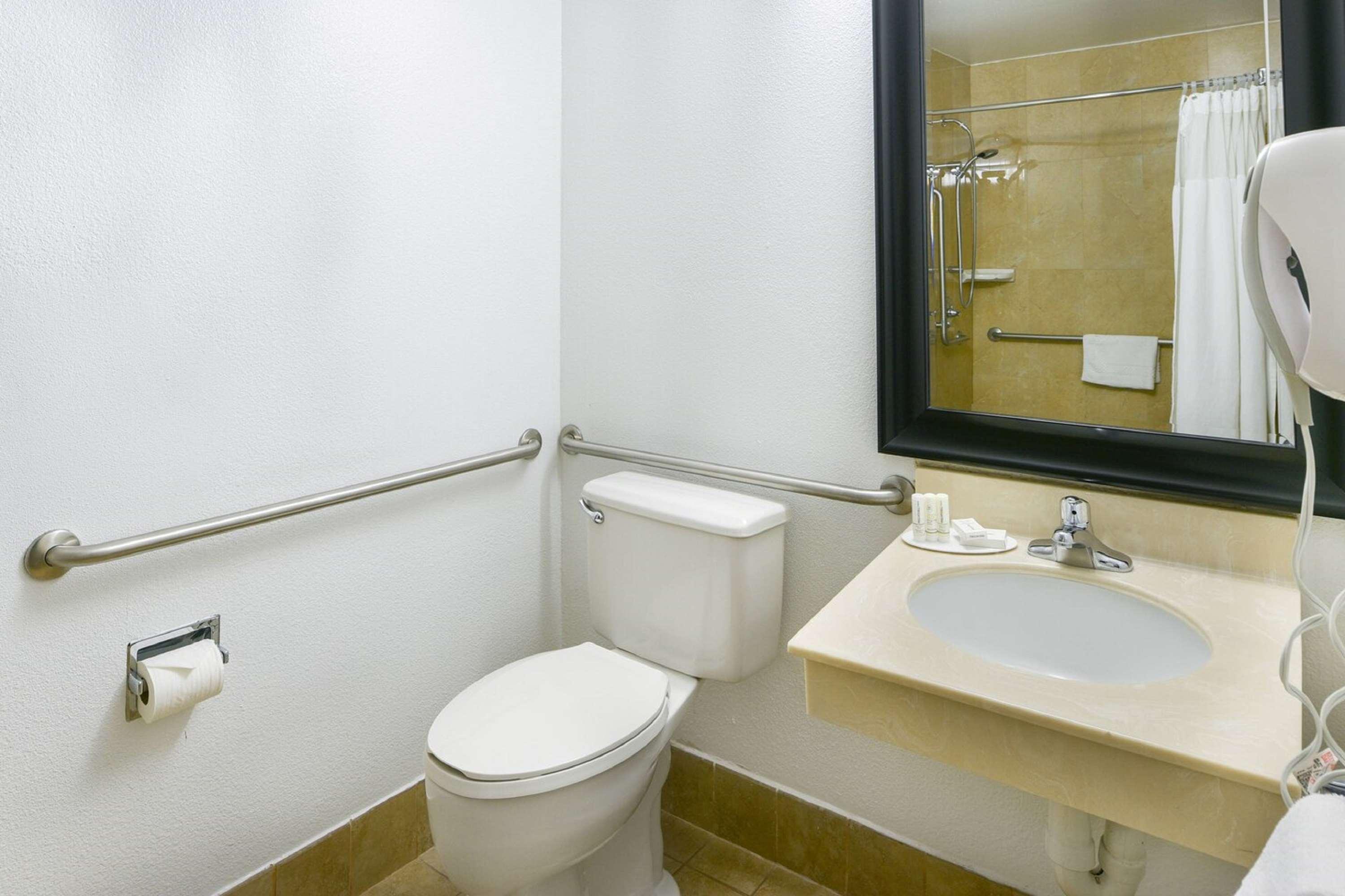 Surestay Hotel By Best Western Ontario Airport Exterior photo