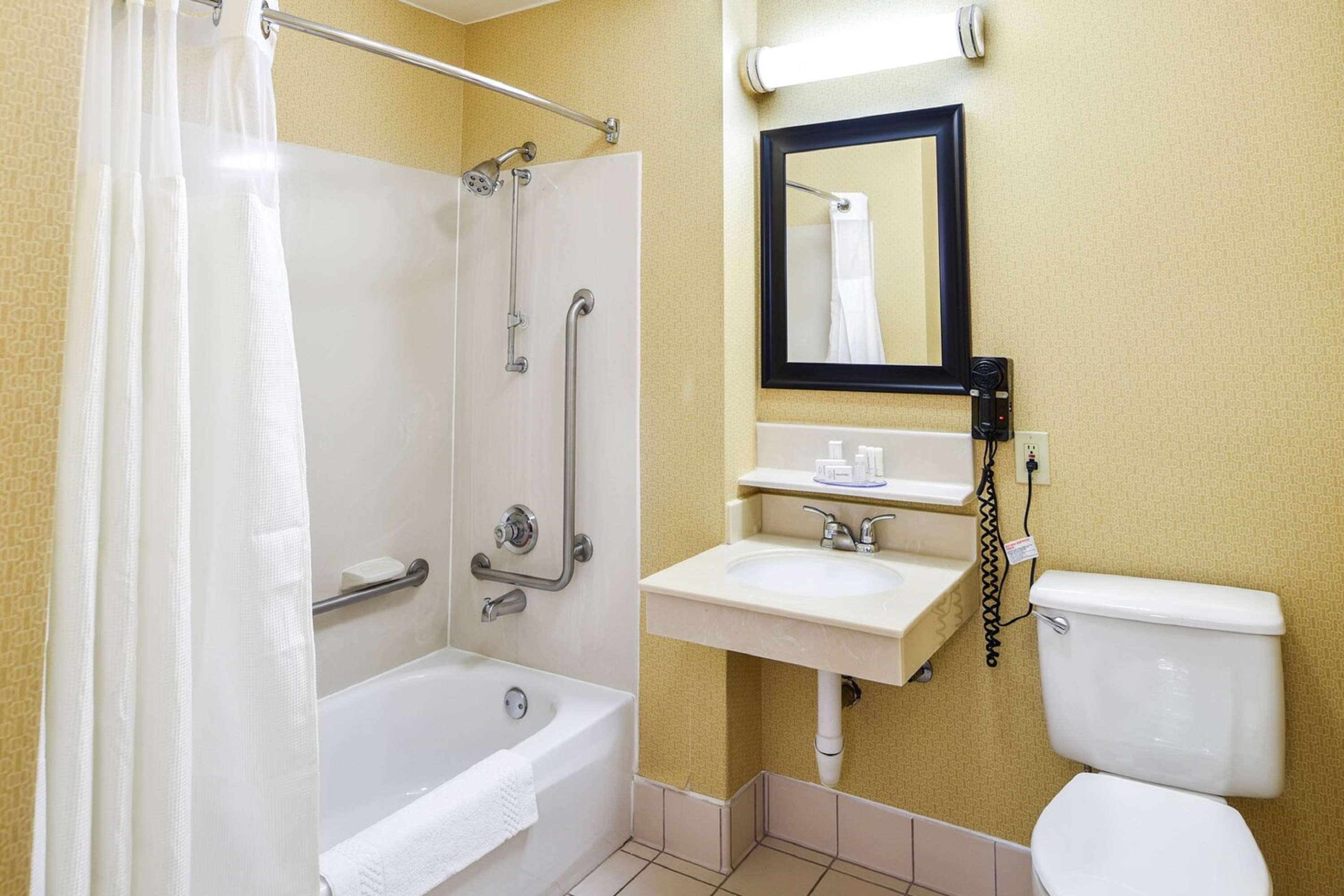 Surestay Hotel By Best Western Ontario Airport Exterior photo