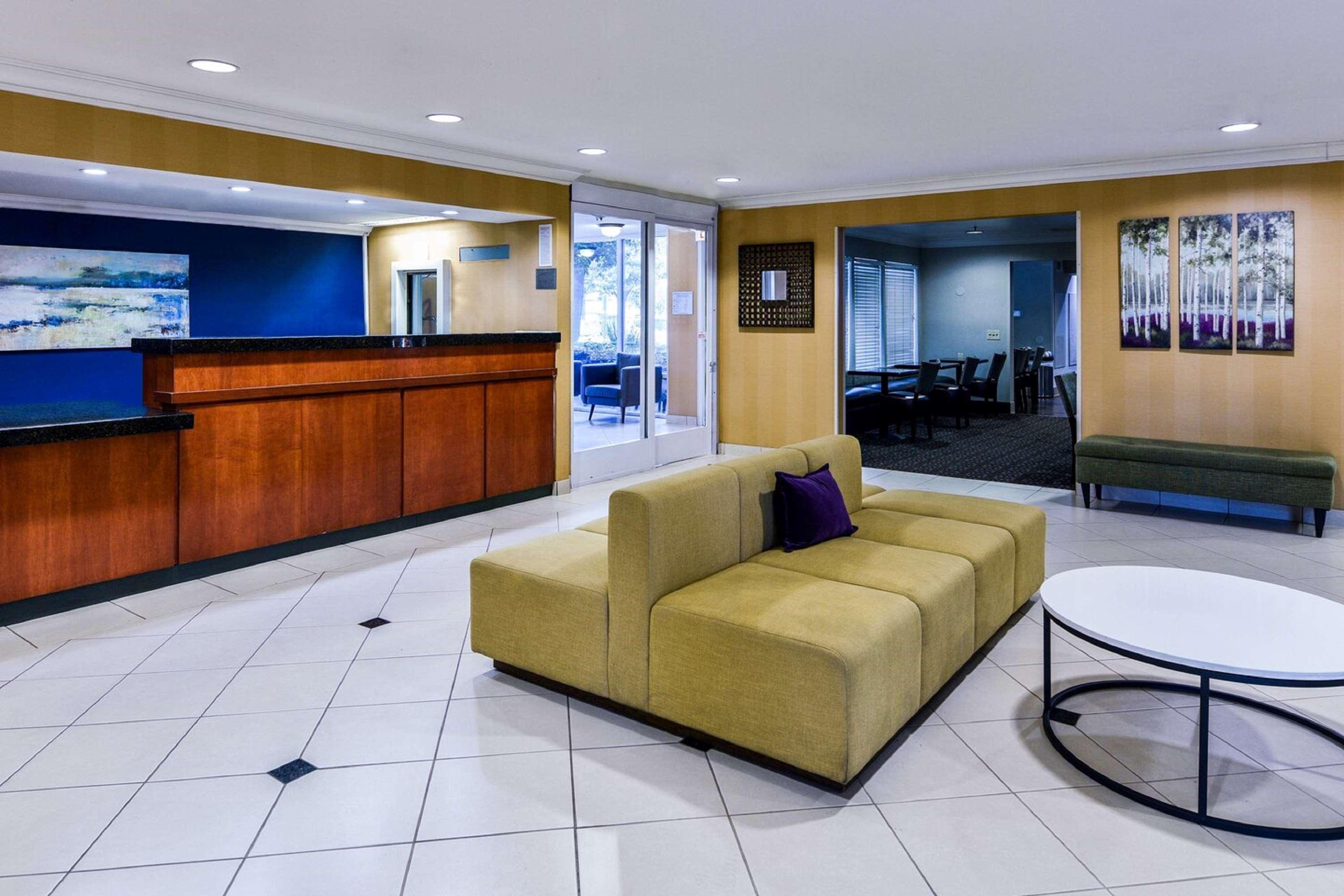 Surestay Hotel By Best Western Ontario Airport Exterior photo