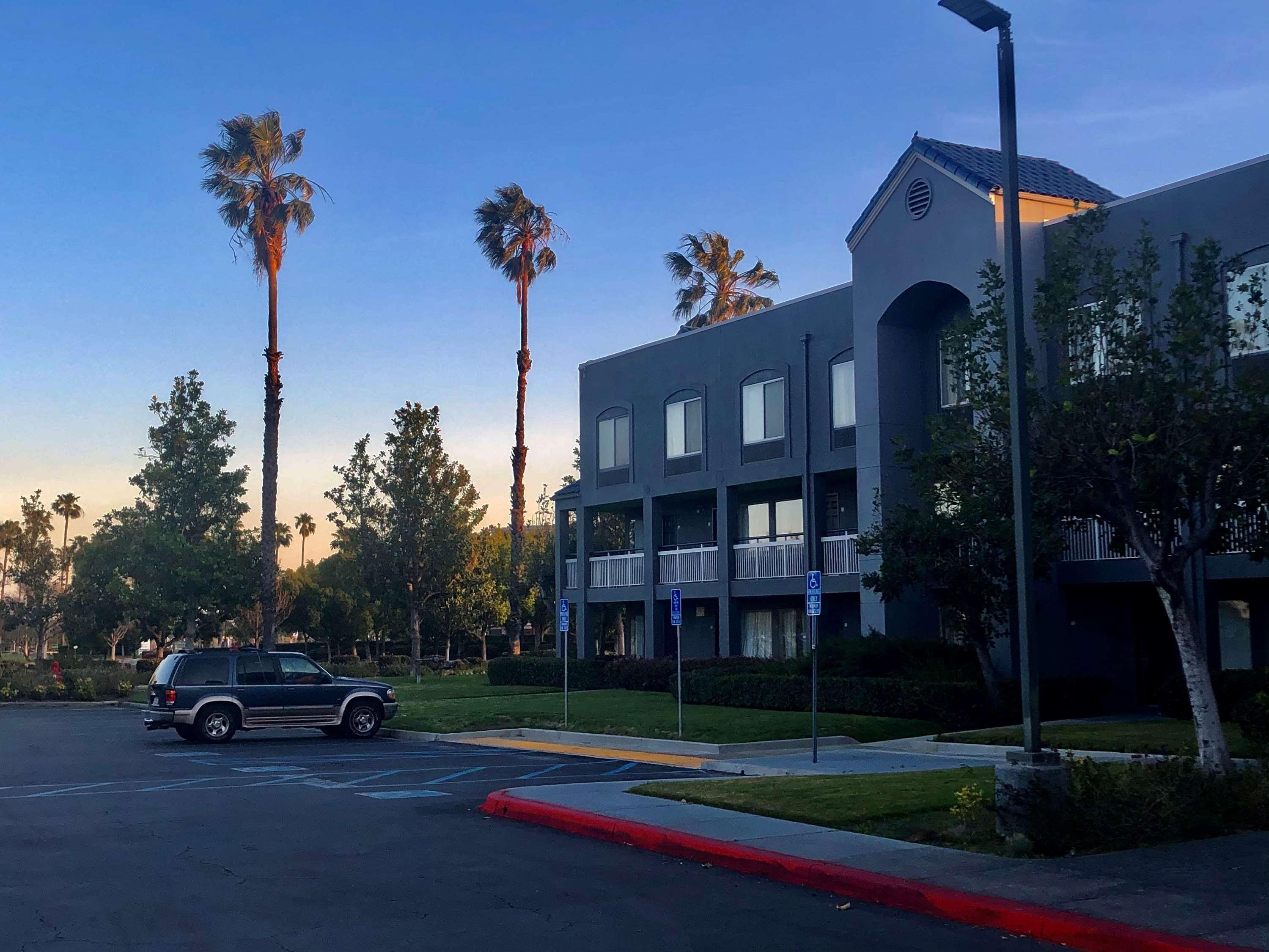Surestay Hotel By Best Western Ontario Airport Exterior photo