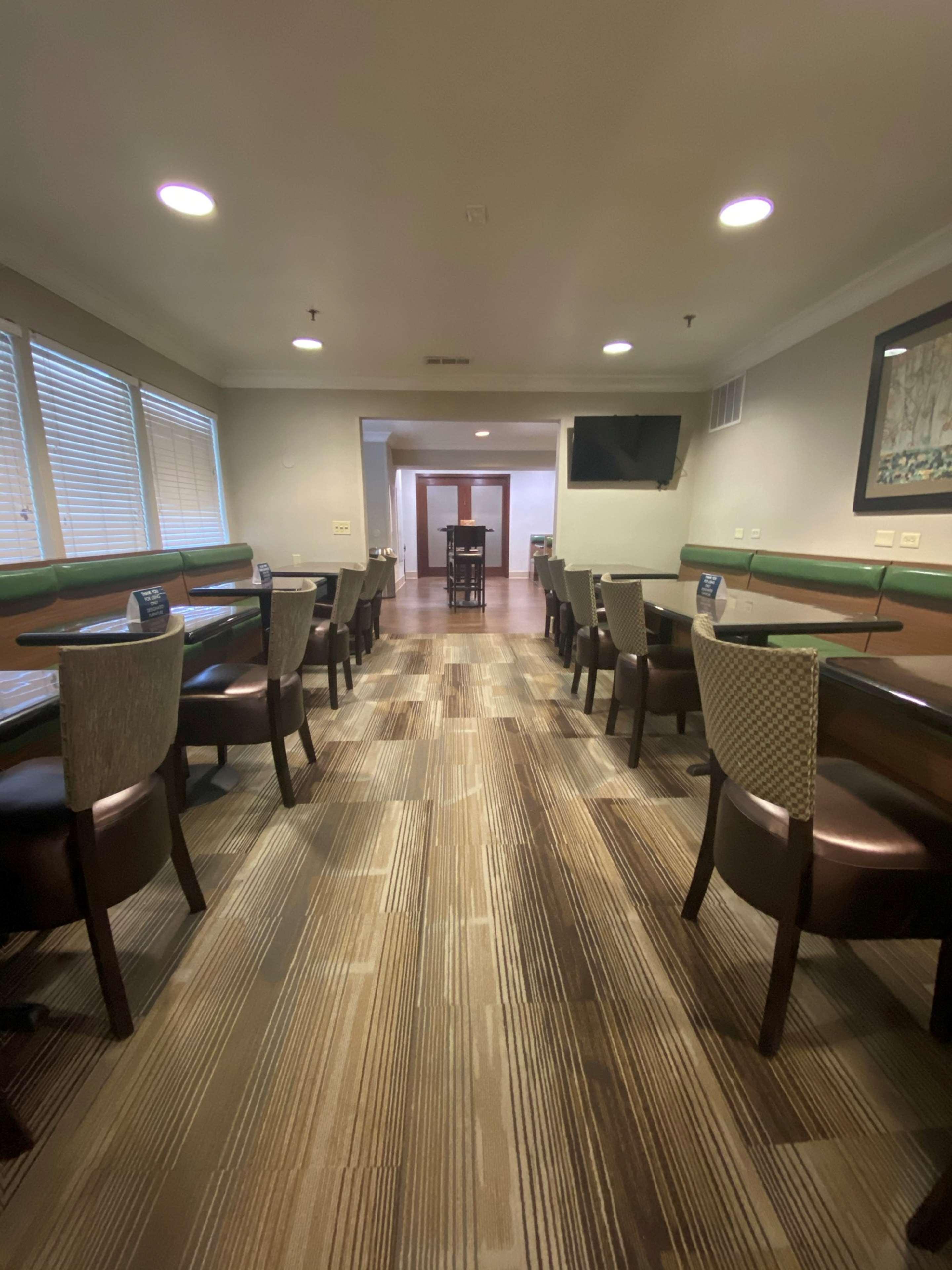 Surestay Hotel By Best Western Ontario Airport Exterior photo
