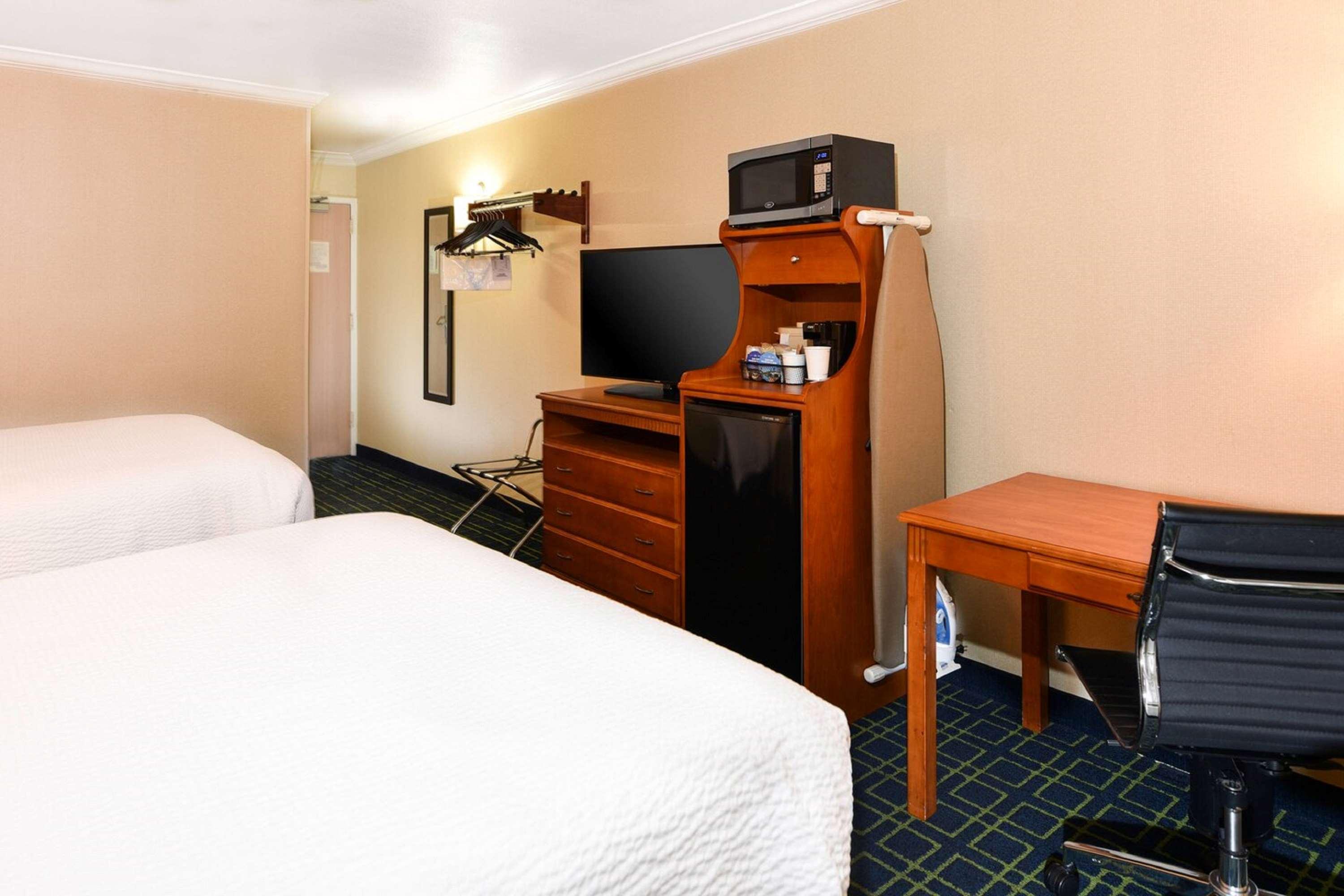 Surestay Hotel By Best Western Ontario Airport Exterior photo